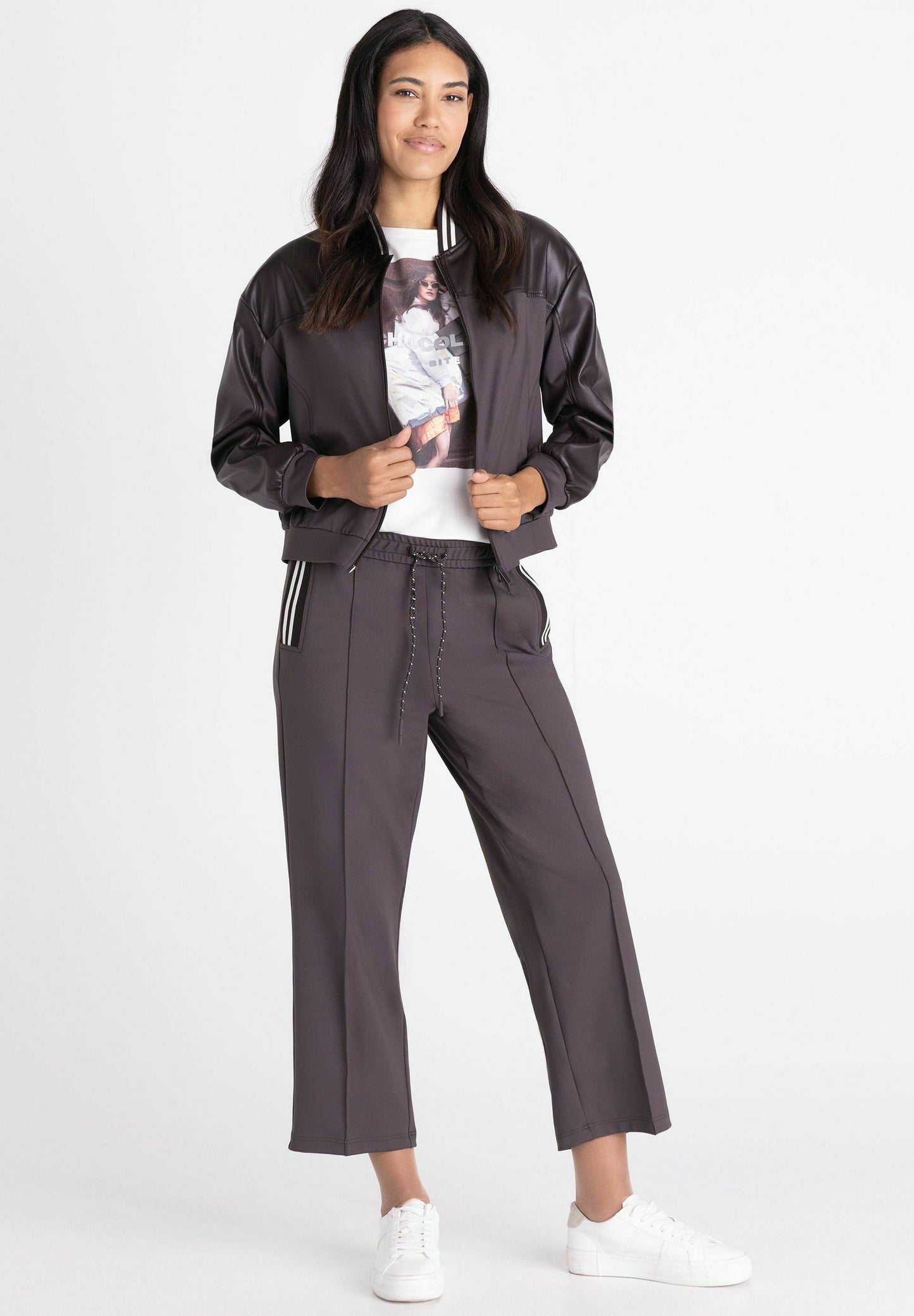 TUZZI Lightweight pants with elasticated waistband in chocolate