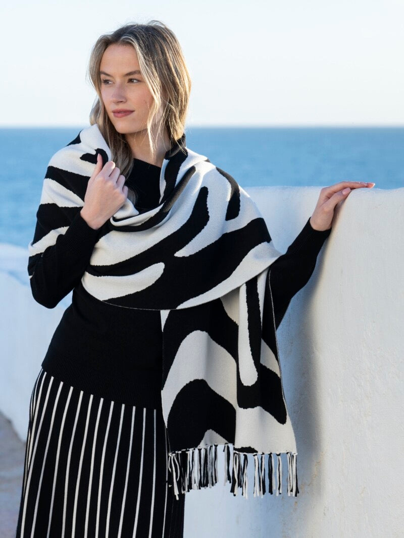 Marble scarf in black/ white