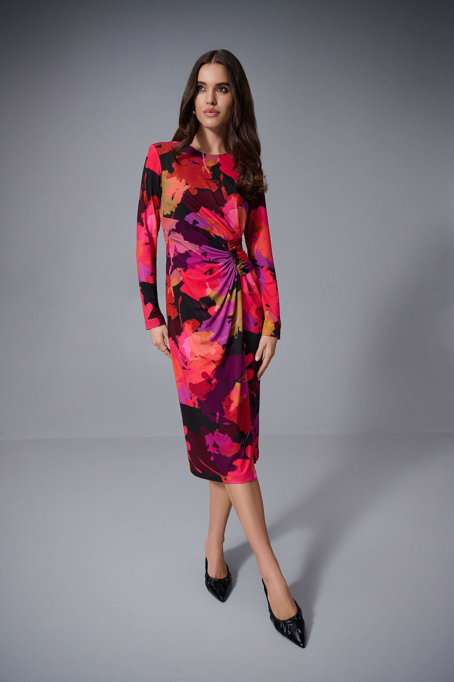 Silky Knit Floral Print Sheath Dress
253279