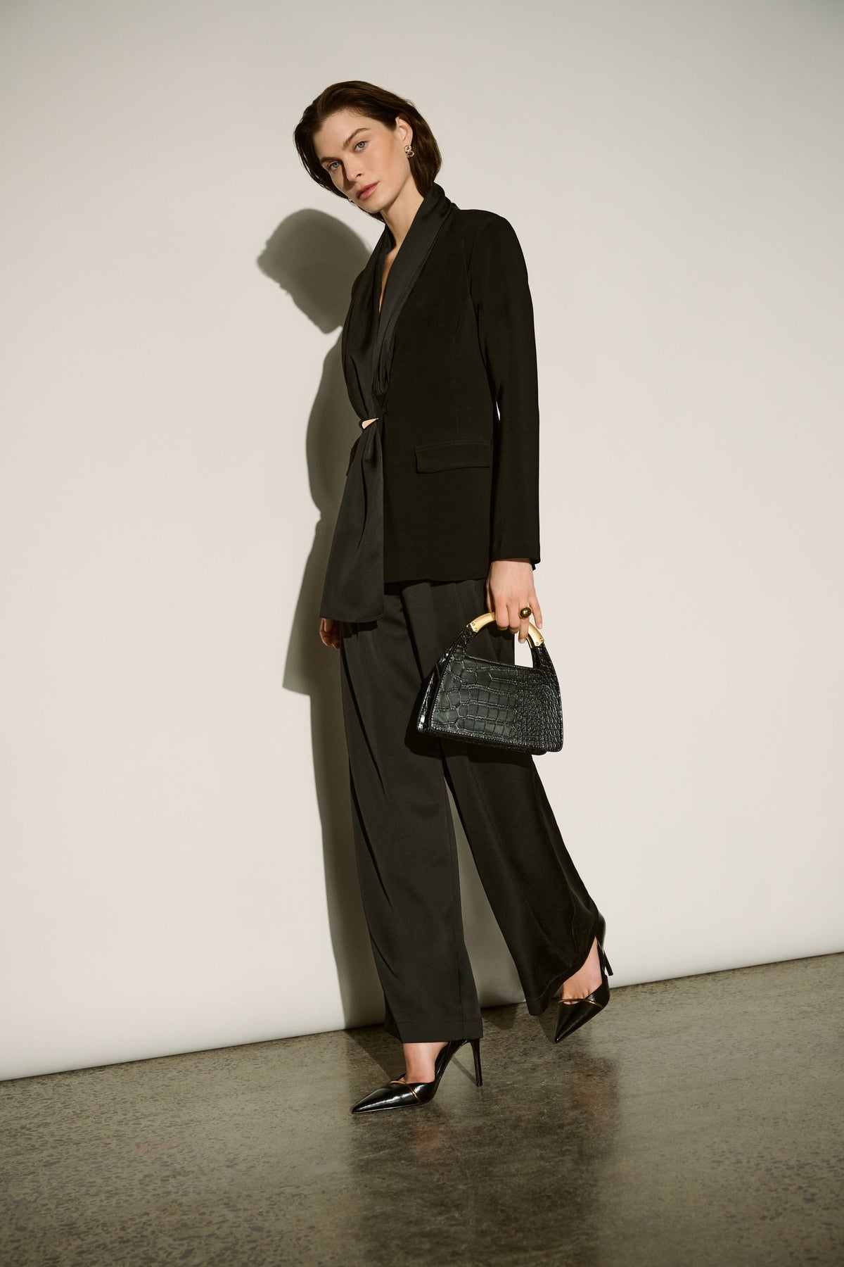 JOSEPH RIBKOFF Satin Wide-Leg Pants 264078