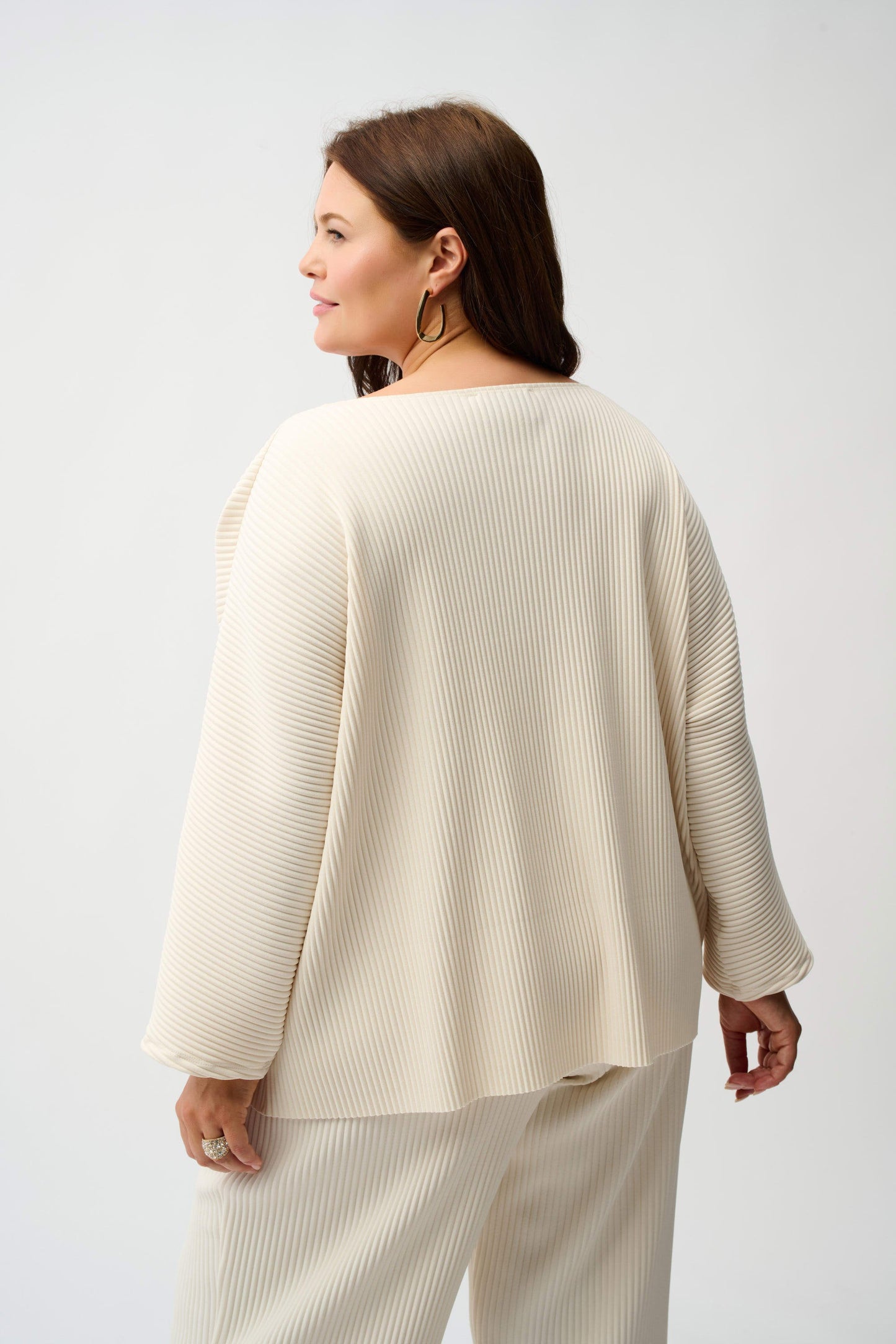 JOSEPH RIBKOFF Pleated Scuba Crepe Boxy Top 254210