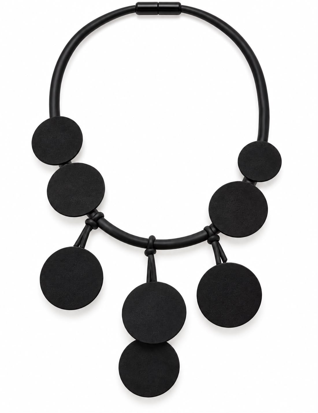 Miss crystal 26034 black disc necklace