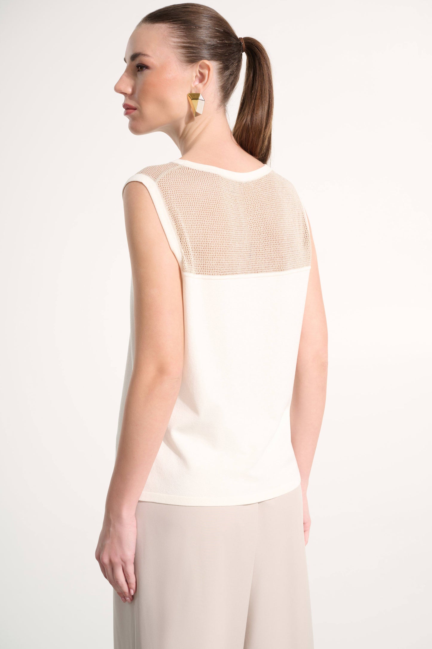 Soft Knit Straight Cami With Mesh Yoke
262612