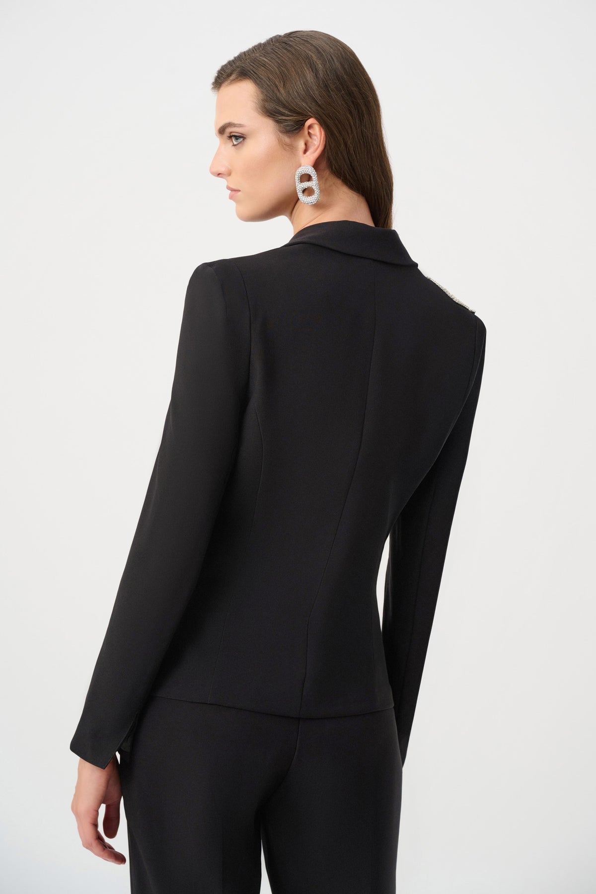 263745 Signature | Lux Twill Fitted Blazer With Rhinestone Appliqué