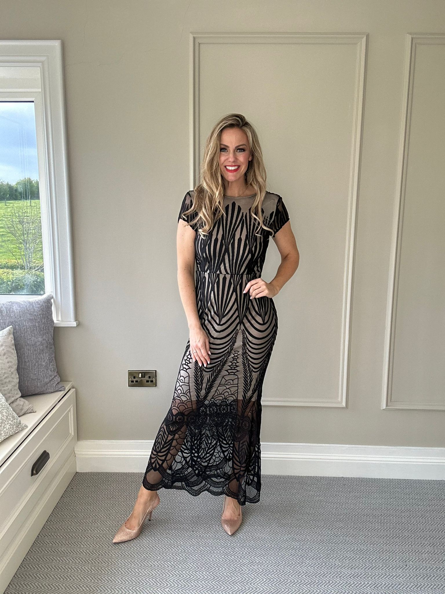 Annabelle black/nude dress 241776 10 / 1 Annabelle black/nude dress 241776 10 / 1