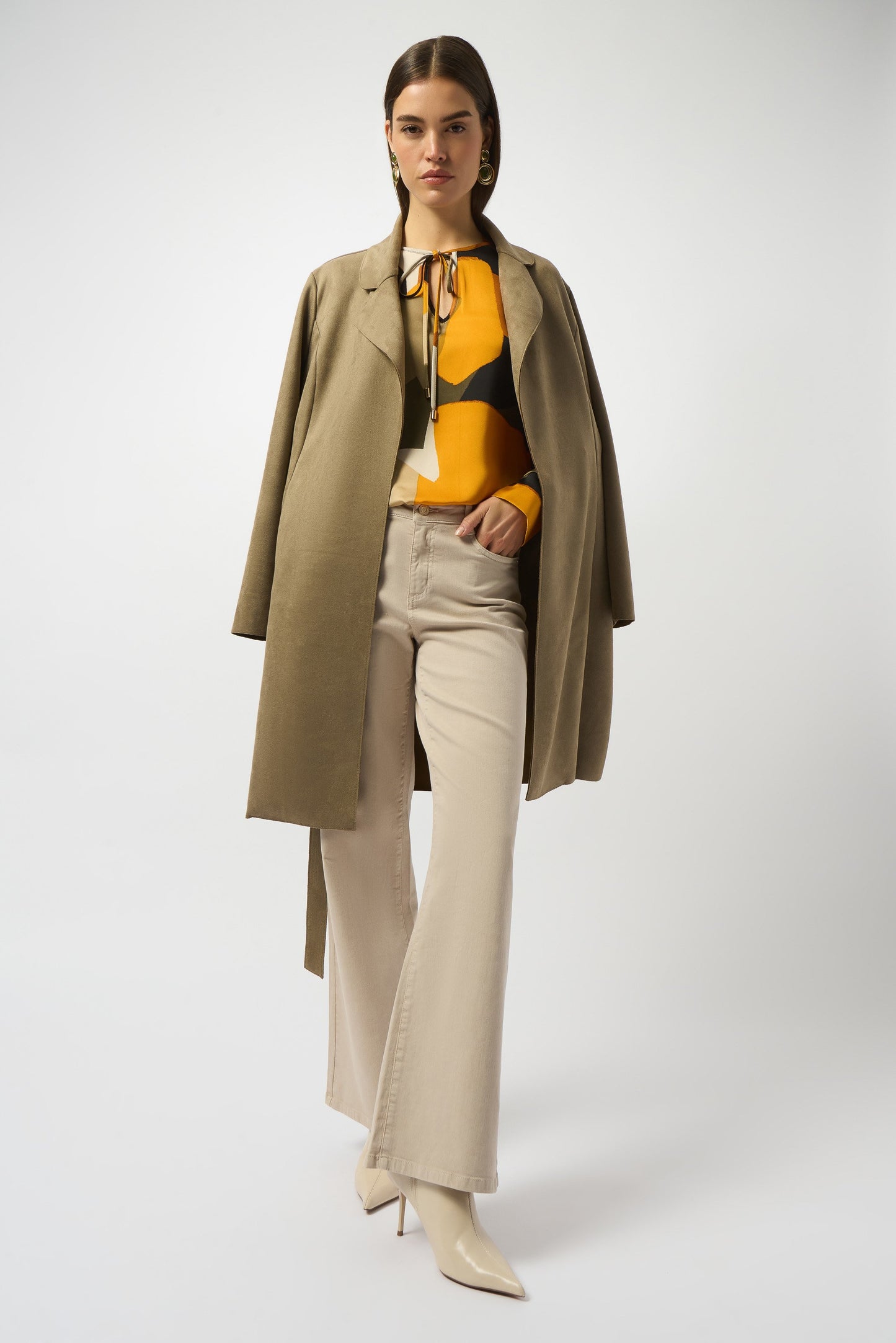 Goldie | Classic Wide-Leg Stretch Denim Jeans
253950