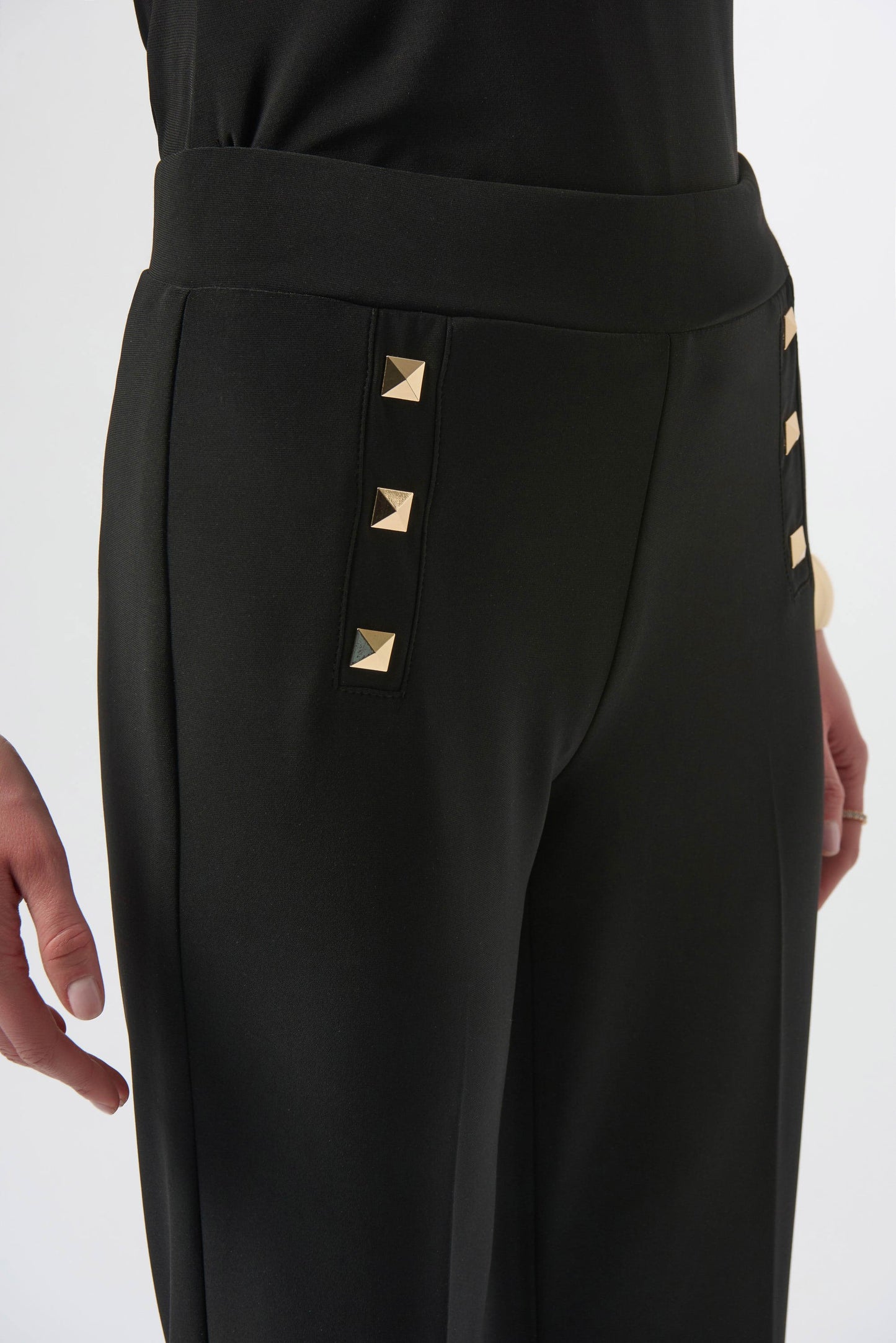 Silky Knit Straight Leg Pull-On Pants
254099