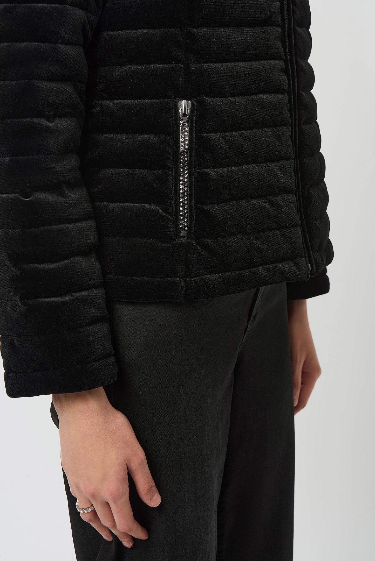 Stretch Velvet Puffer Jacket with Faux Fur Collar
253928