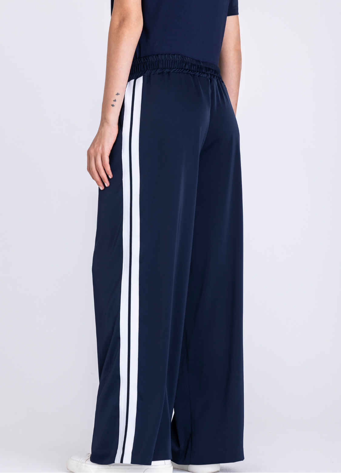 TUZZI 411.658 Diva state of mind- Navy wide leg track bottoms