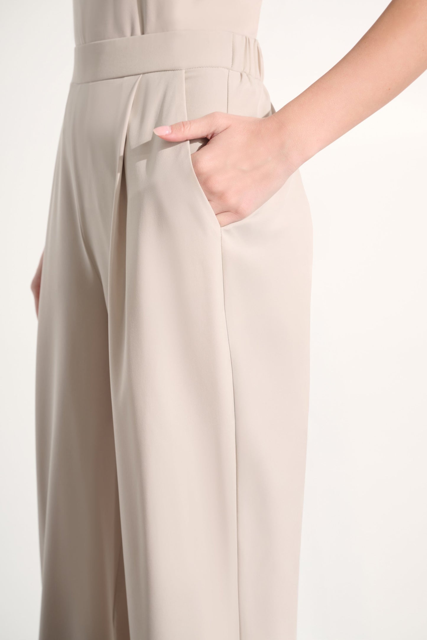 JOSEPH RIBKOFF 262622 Stretch Woven Pull-On Wide Leg Pants