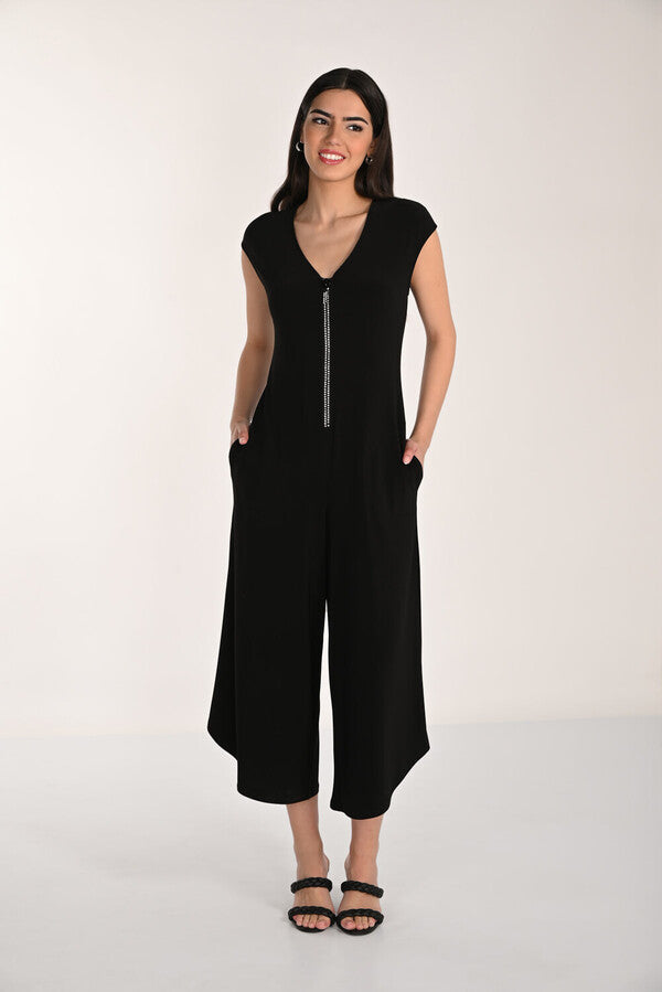 FRANK LYMAN Casual V-neck Jumpsuit in Black