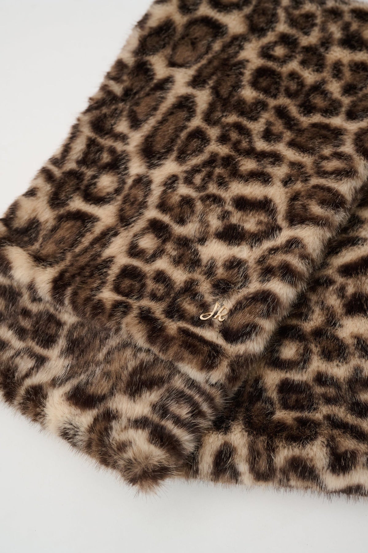 JOSEPH RIBKOFF 263976 Faux Fur Leopard Print Scarf