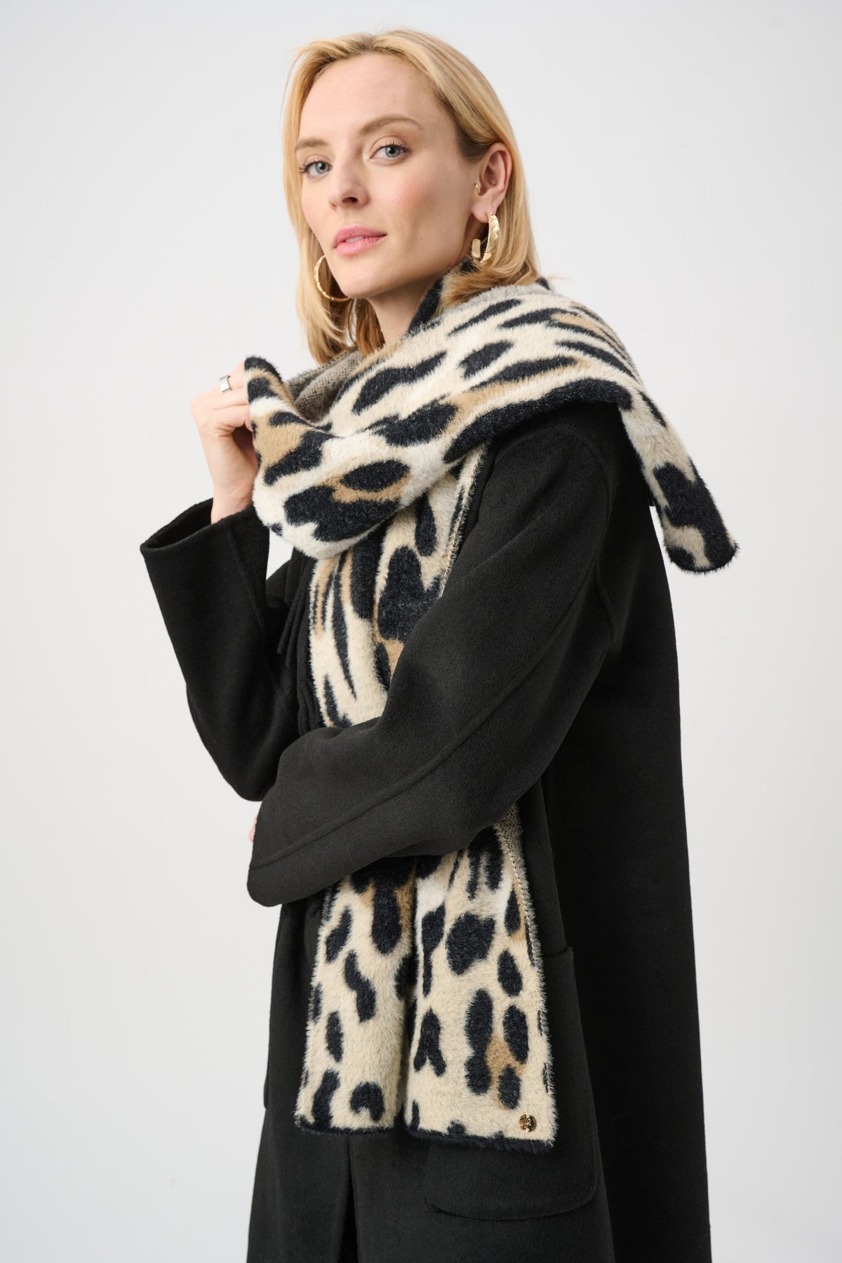 JOSEPH RIBKOFF 263985 Animal Print Scarf