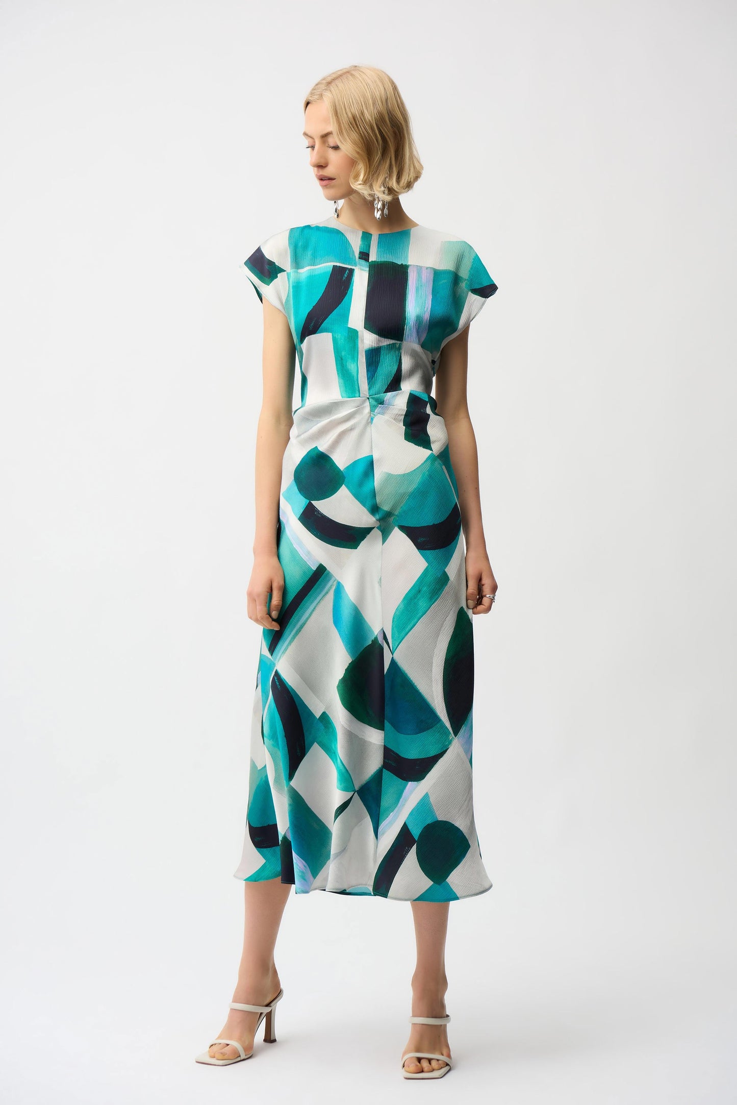 Textured Satin Geometric Print Fit and Flare Dress
261251