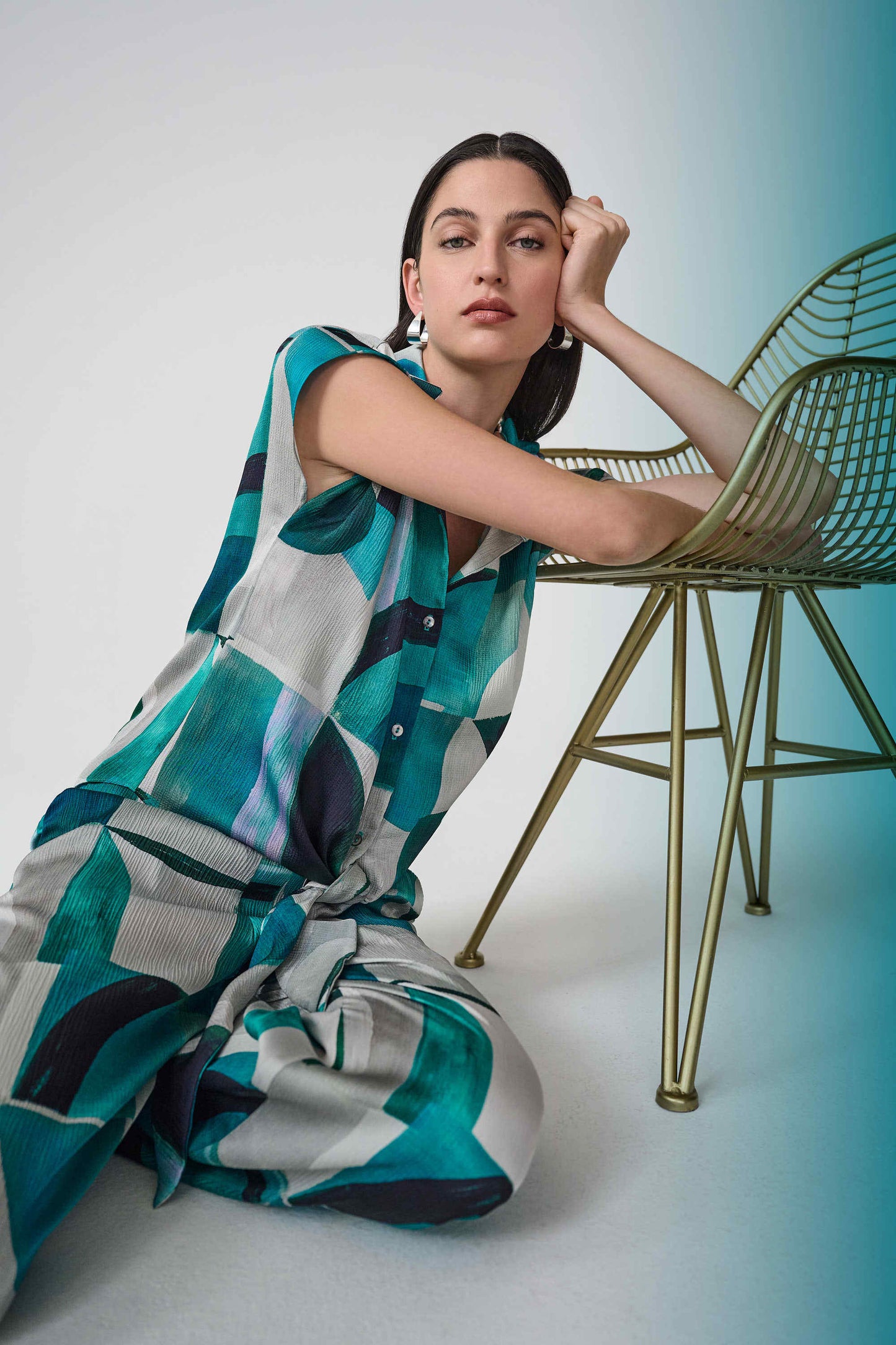 Textured Satin Geometric Print Boxy Top With Front Ties
261065