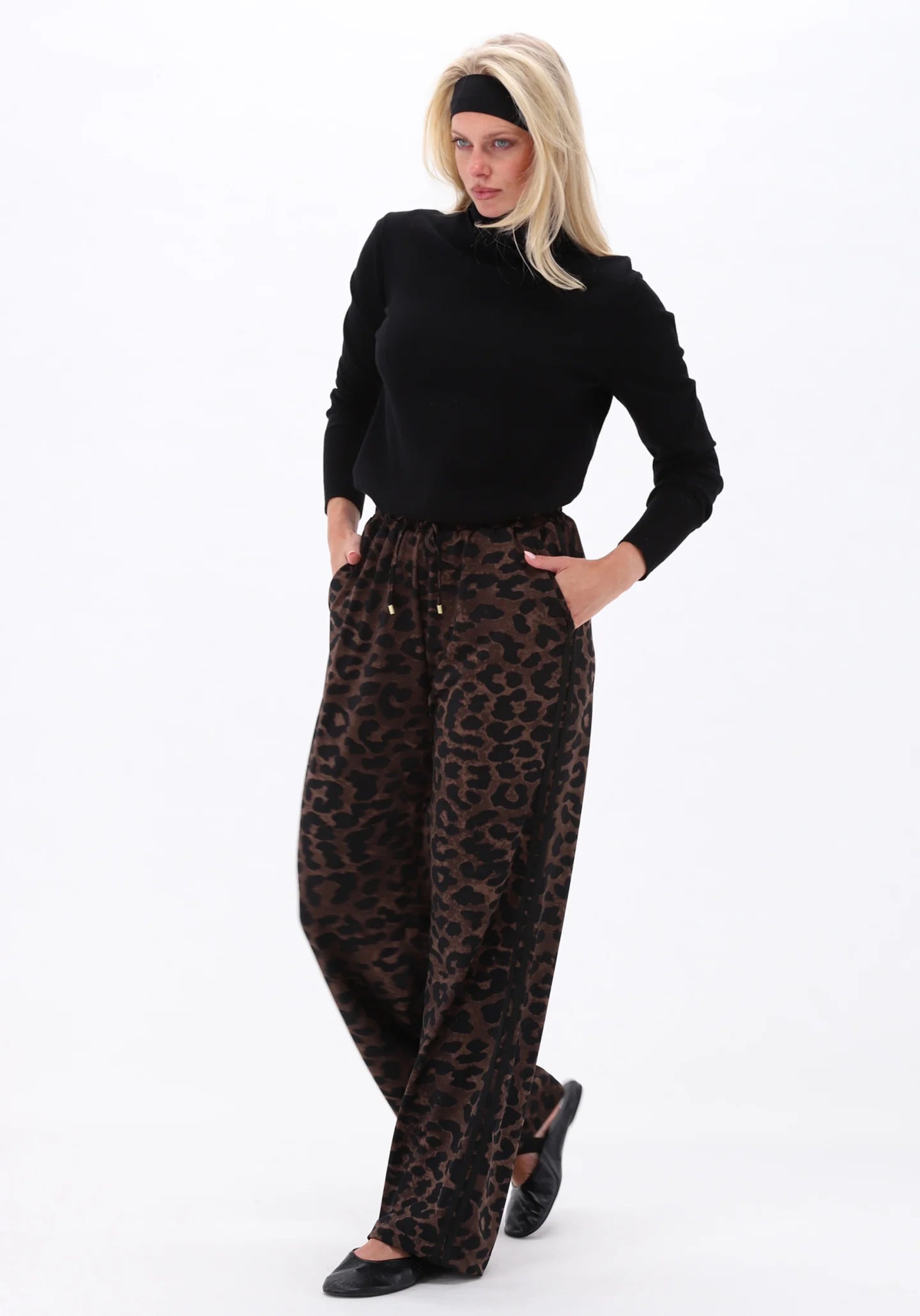 K design trousers with leopard print and stripe