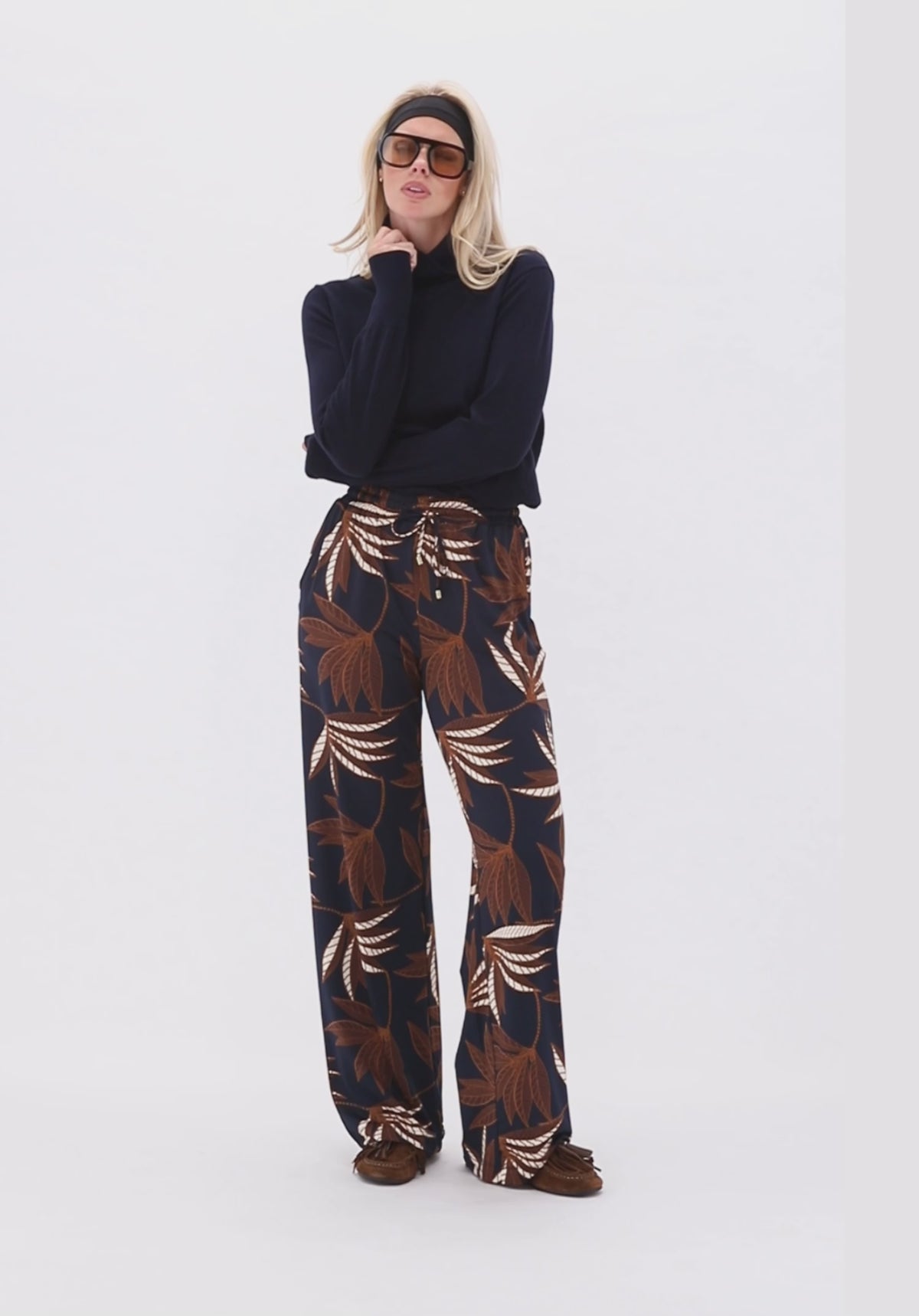 K Design P154 Printed Trousers