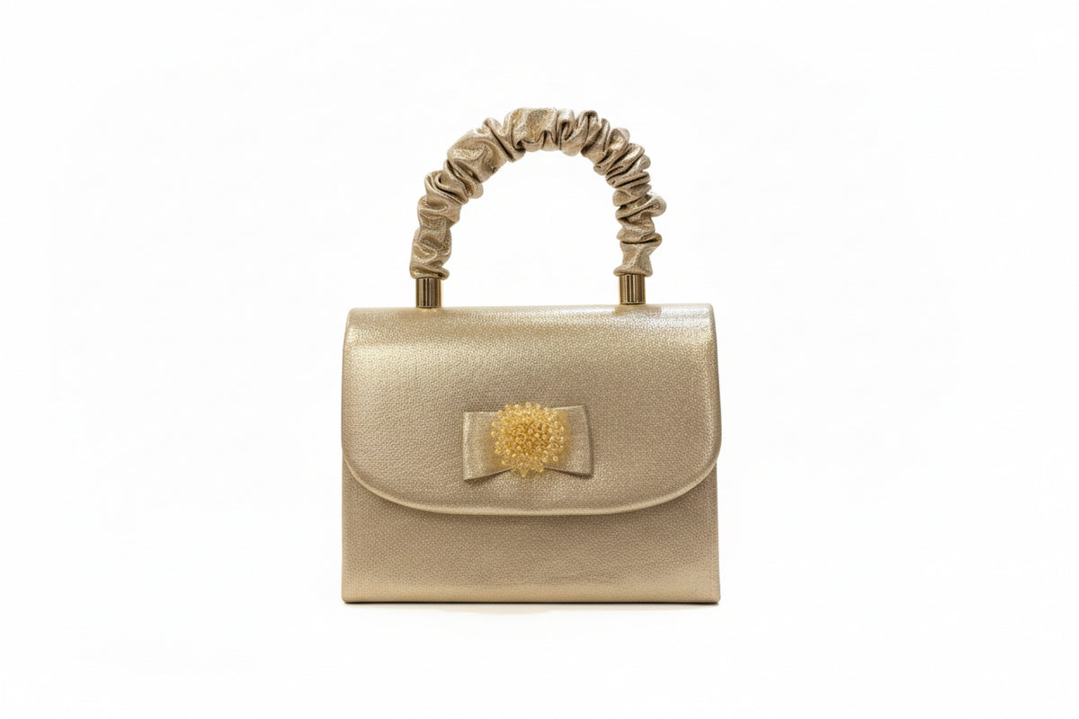 Sorento la mesita gold court shoe and bag