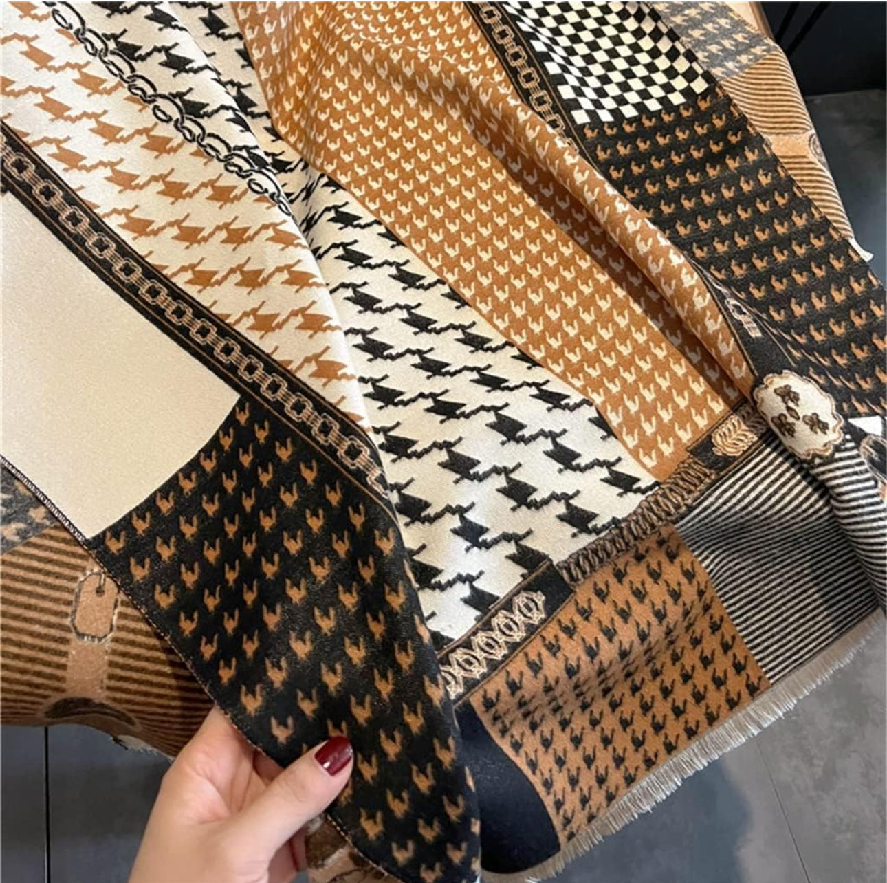 Doctor Bear Luxury cashmere feel scarf in taupe