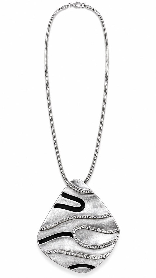 Miss crystal 26843 *Long sliver sleek pendant