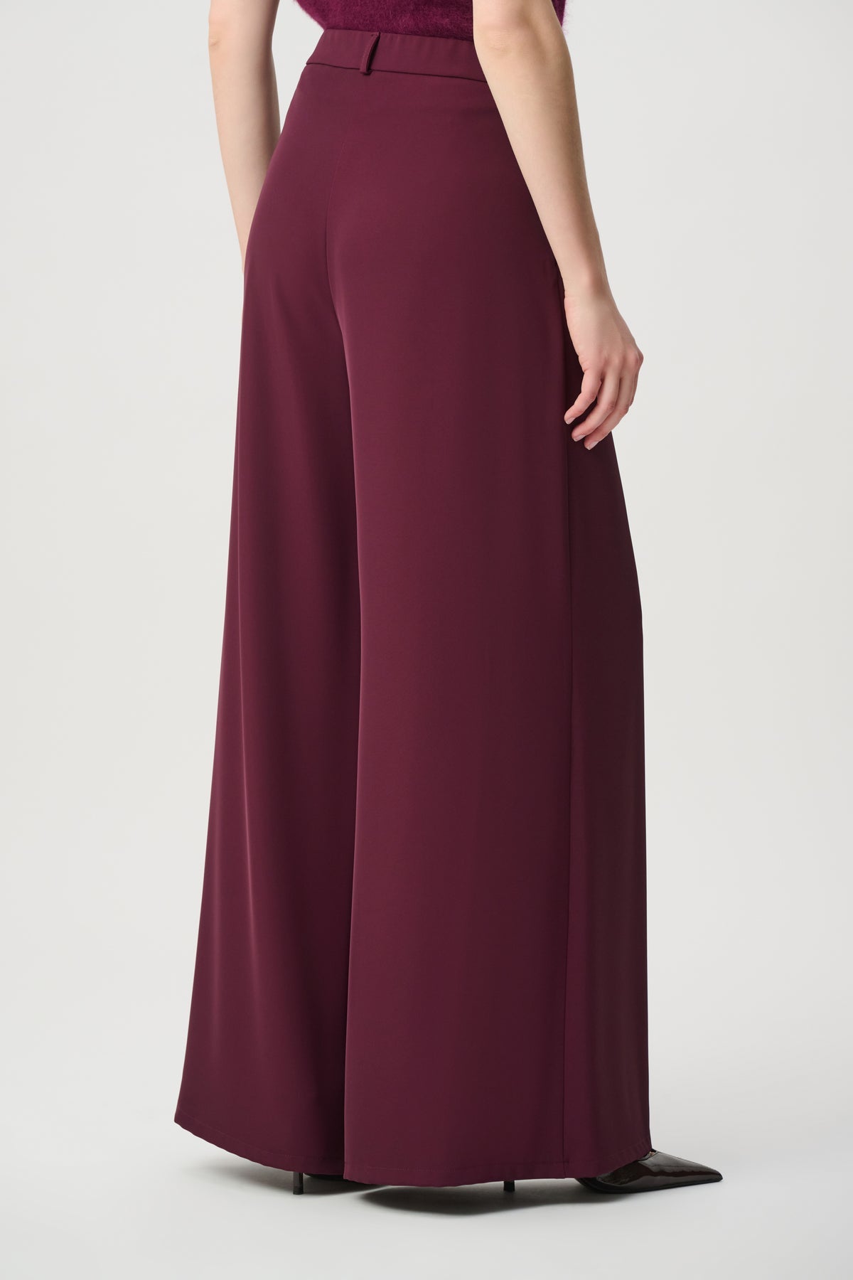 High-Rise Wide Leg Pants 264218 edit 57 High-Rise Wide Leg Pants