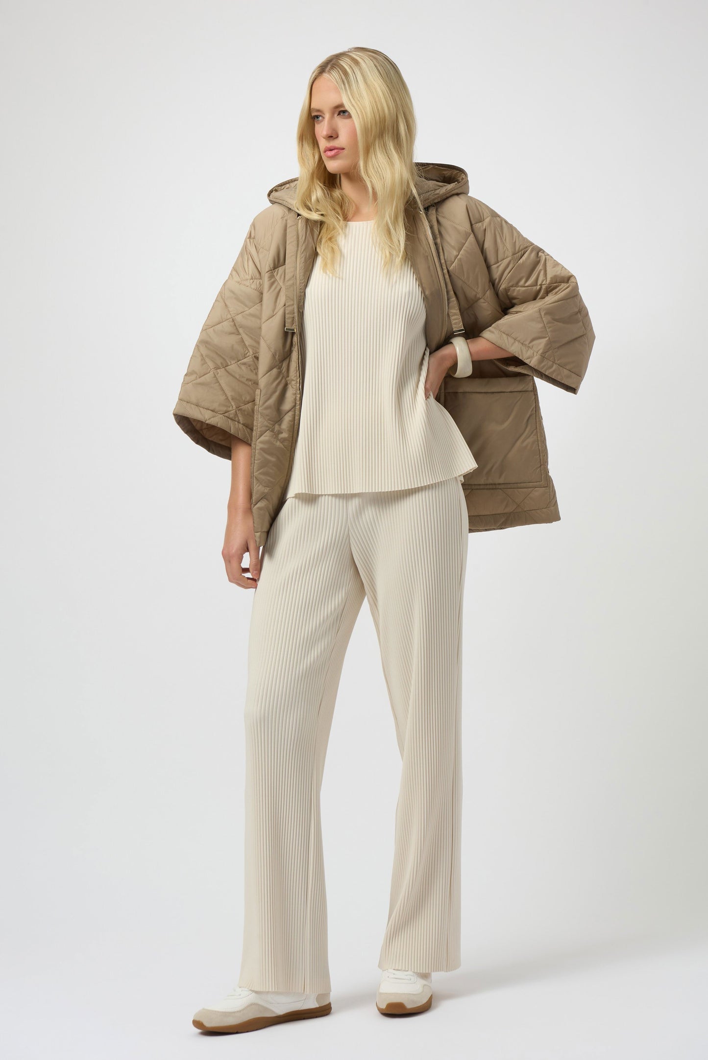 JOSEPH RIBKOFF Pleated Scuba Crepe Boxy Top 254210