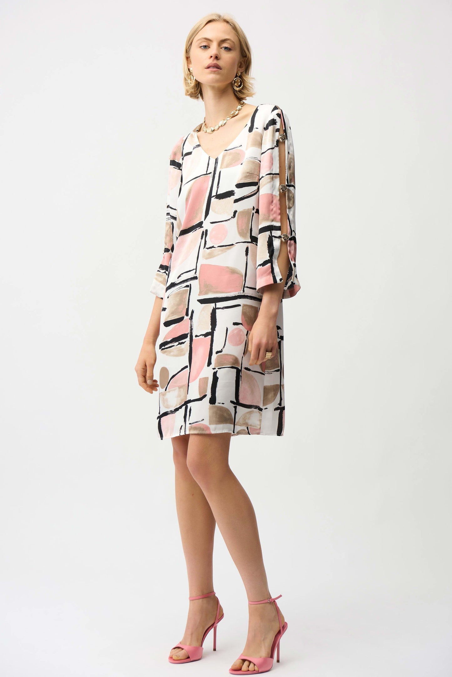 Recycled Satin Abstract Print Trapeze Dress With Gold Detail
261258 Joseph Ribkoff
