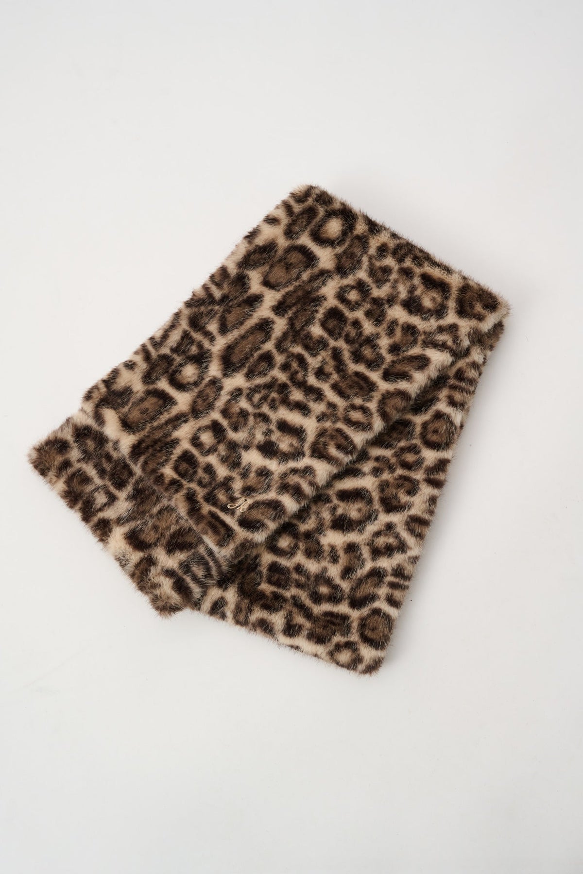 JOSEPH RIBKOFF 263976 Faux Fur Leopard Print Scarf