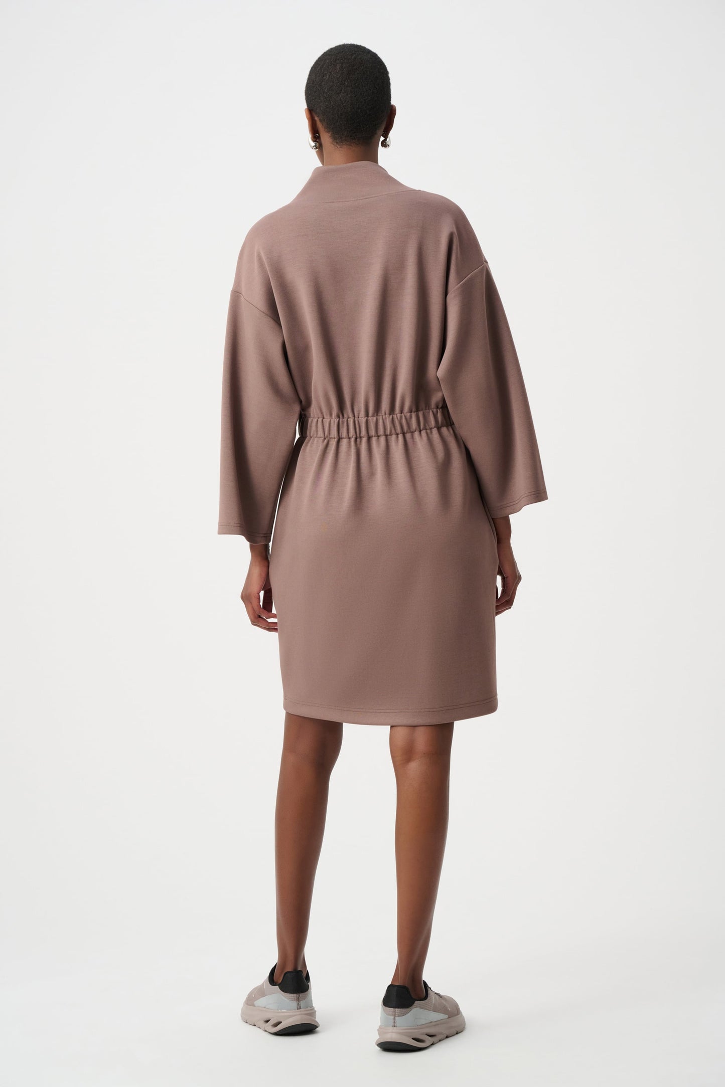 JOSPH RIBKOFF Scuba Jersey Dress With Front Zipper 263605