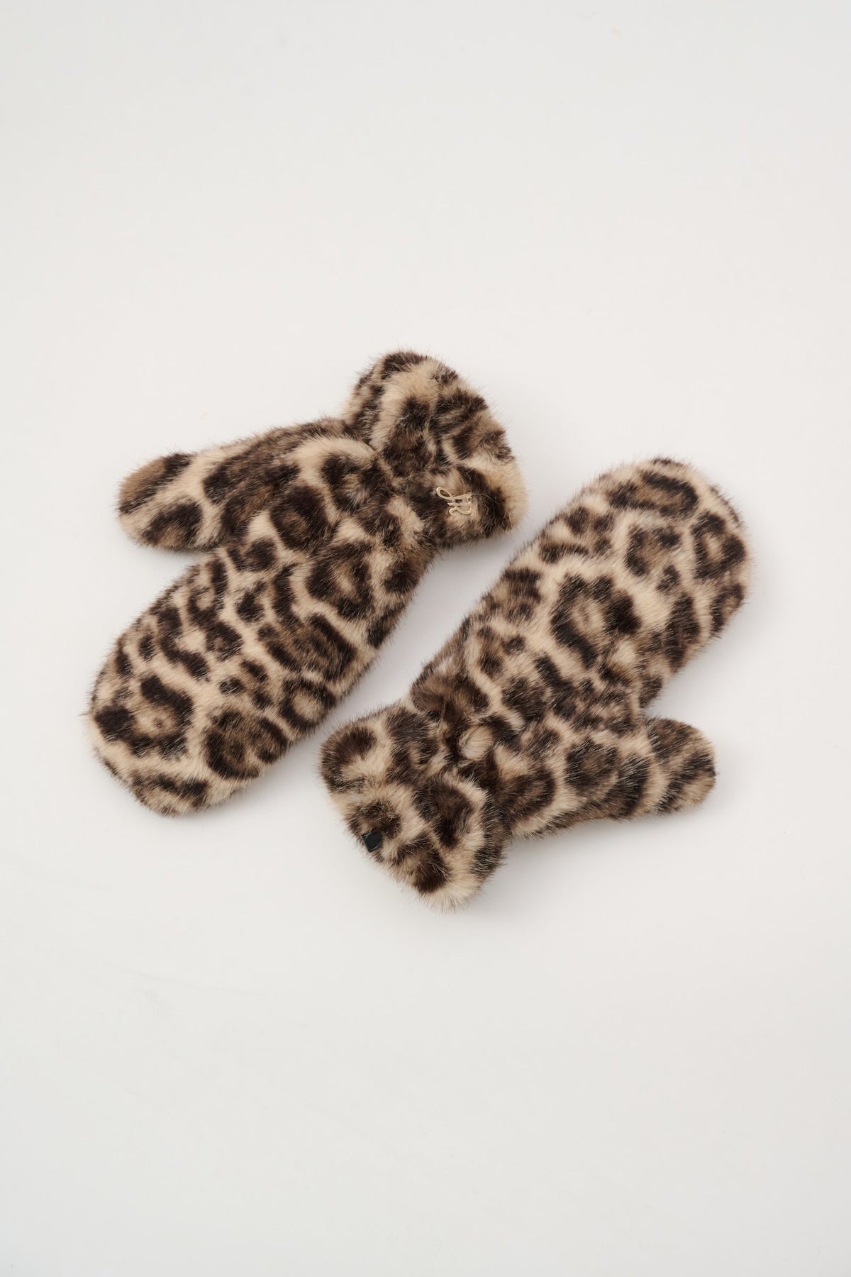 JOSEPH RIBKOFF 263977 Faux Fur Leopard Print Mittens