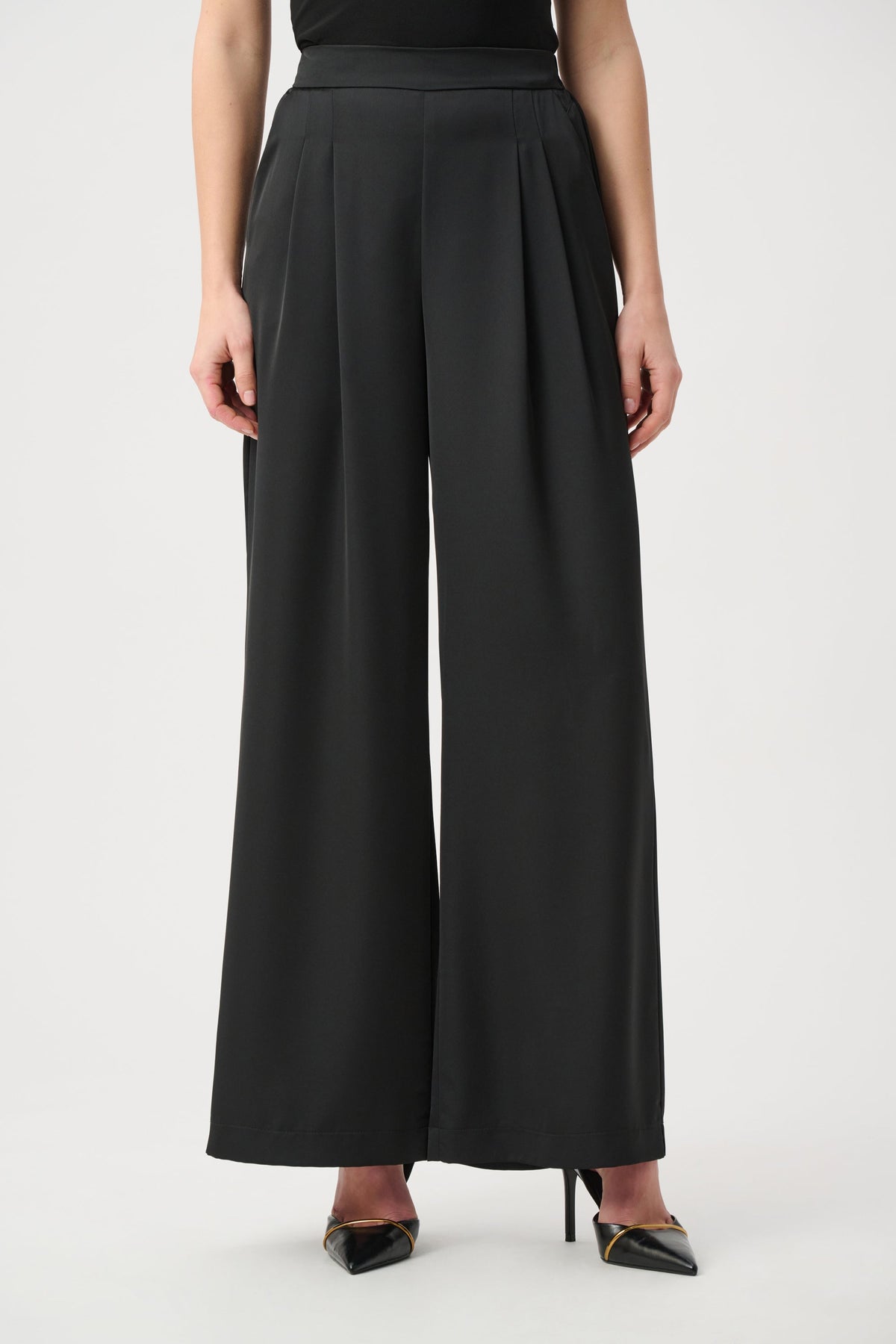 JOSEPH RIBKOFF Satin Wide-Leg Pants 264078