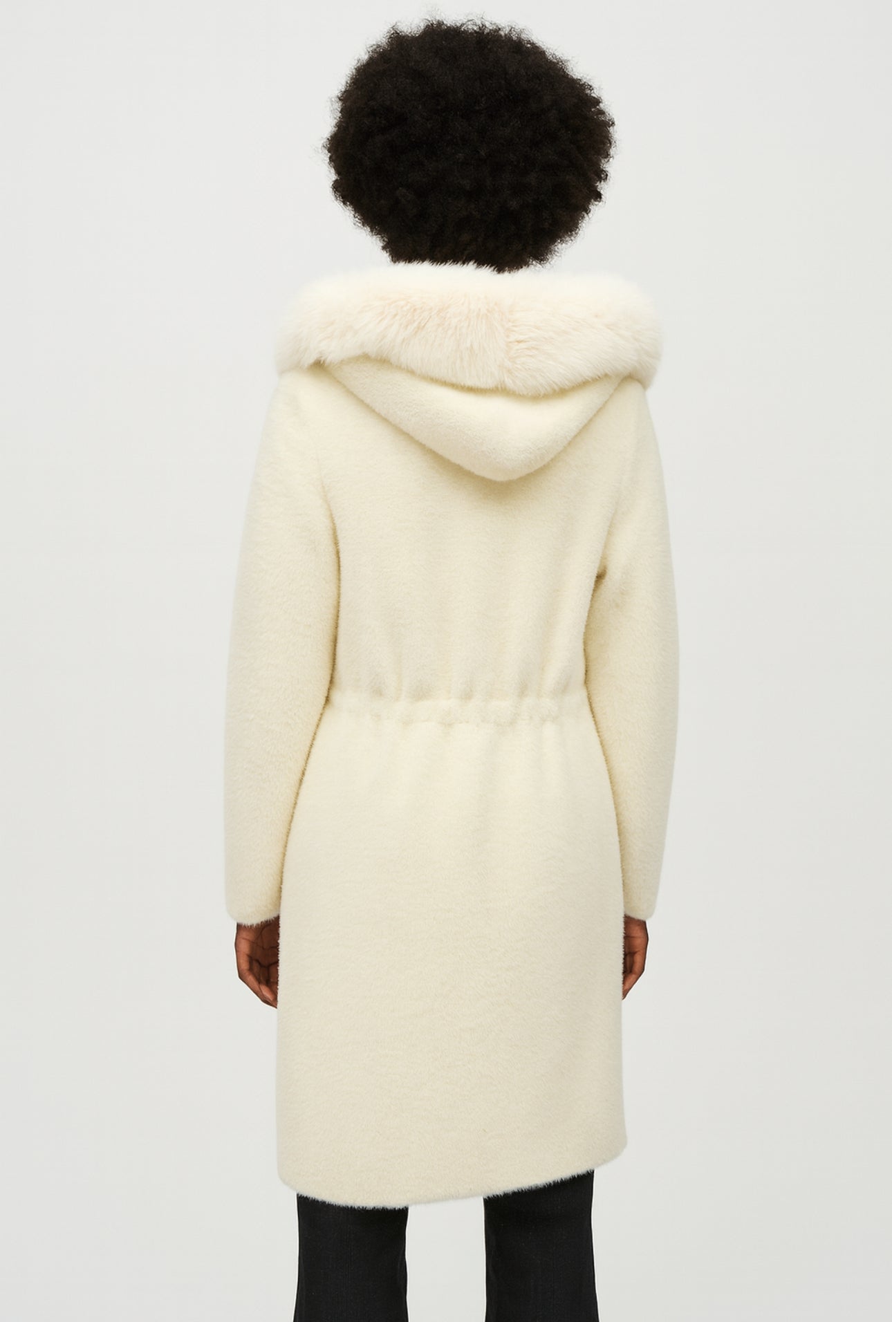 JOSEPH RIBKOFF vanilla fur coat – Gasp Boutique