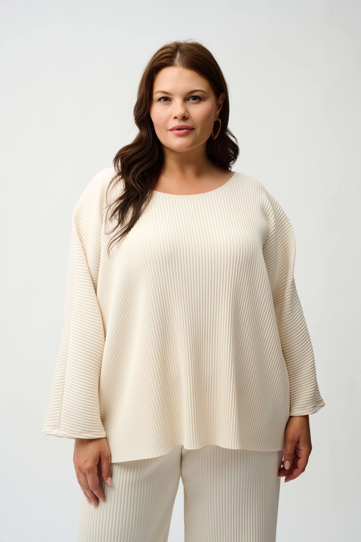 JOSEPH RIBKOFF Pleated Scuba Crepe Boxy Top 254210