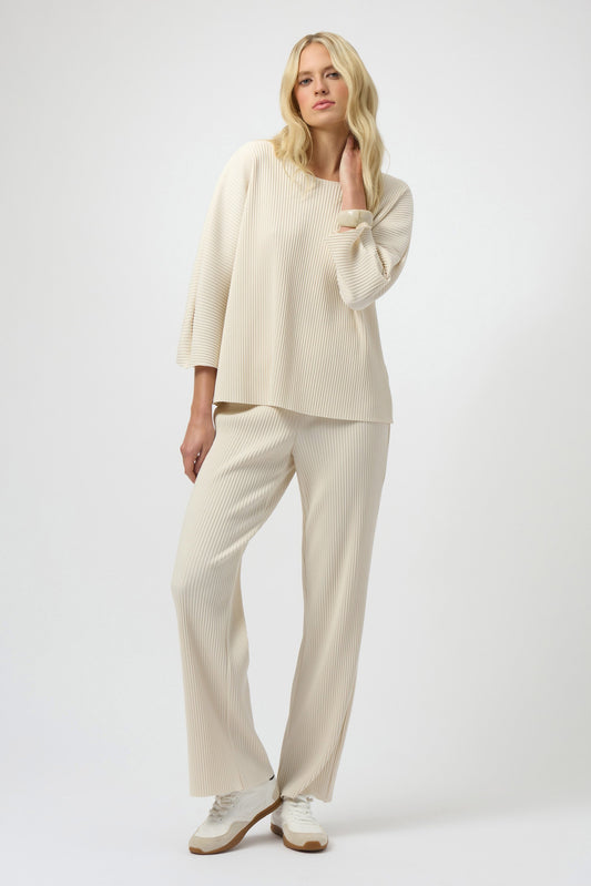 JOSEPH RIBKOFF Pleated Scuba Crepe Wide-Leg Pants 254006