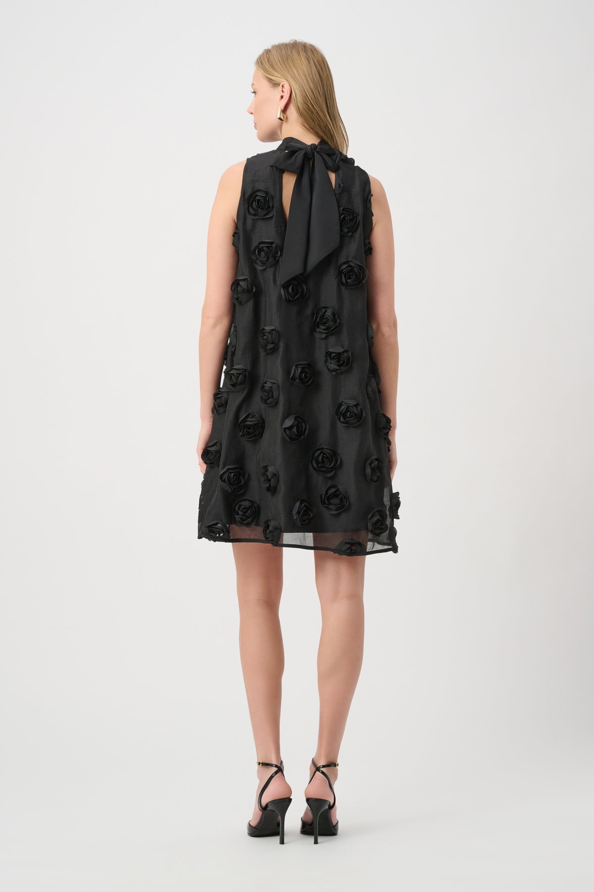 264201 Textured Floral Trapeze Dress