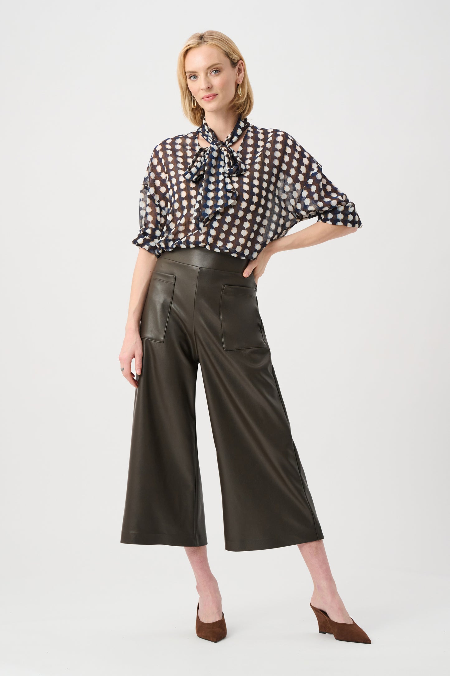 263096 Leatherette Pull-On Culotte Pants