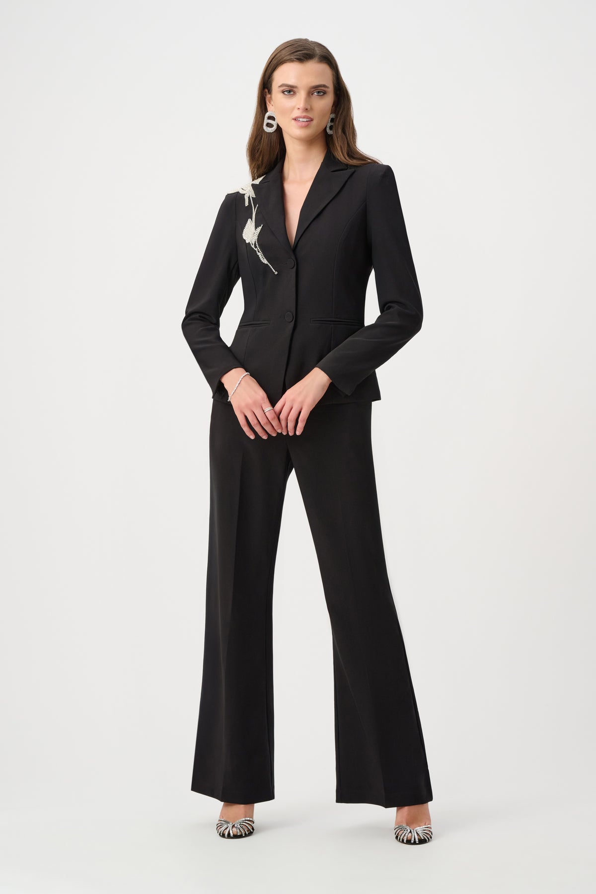 263746 Signature | Lux Twill Flared Pull-On Pants