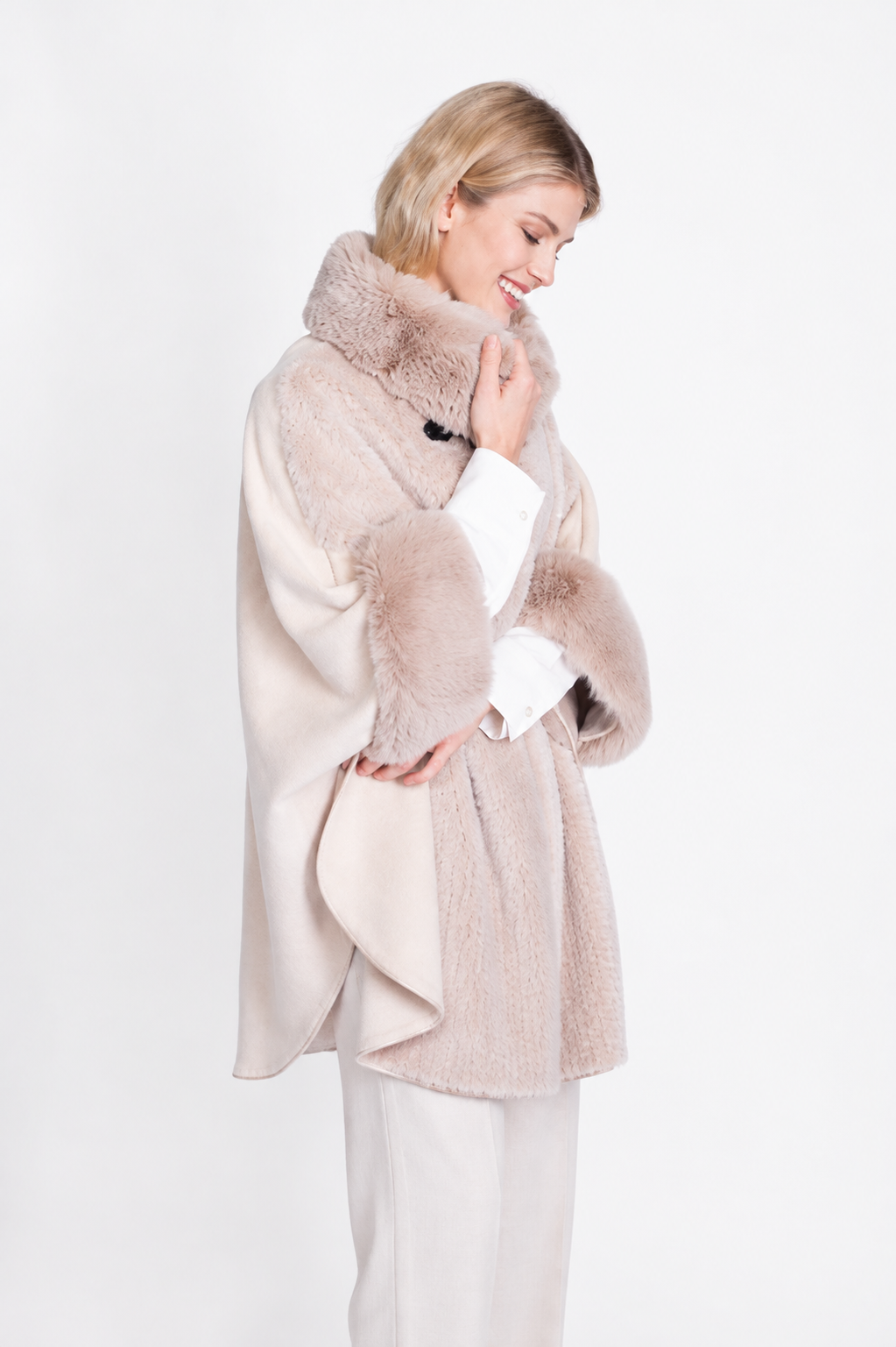 Ariana Faux Fur Wrap – Beige