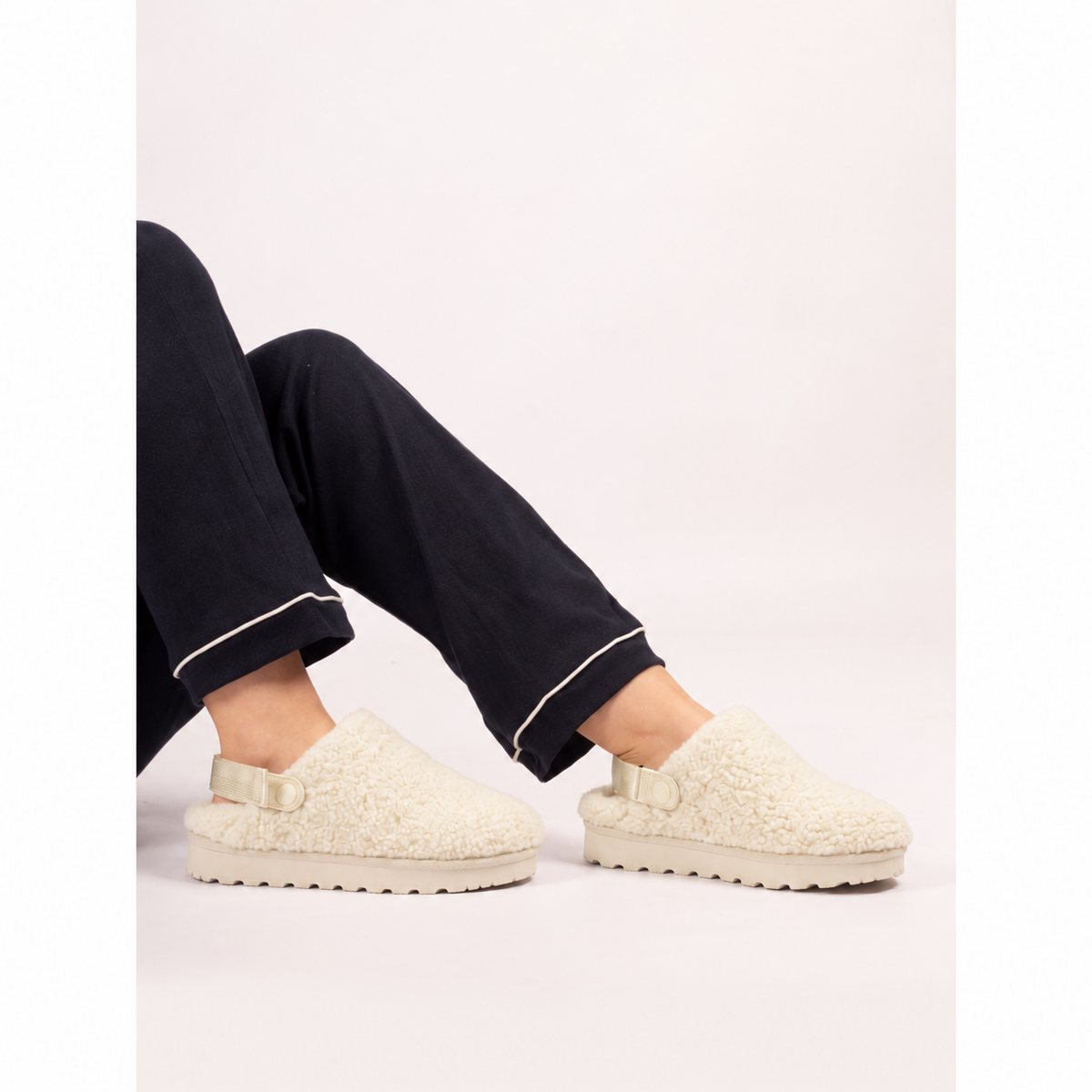 Lunar Womens Slipper Naples Beige