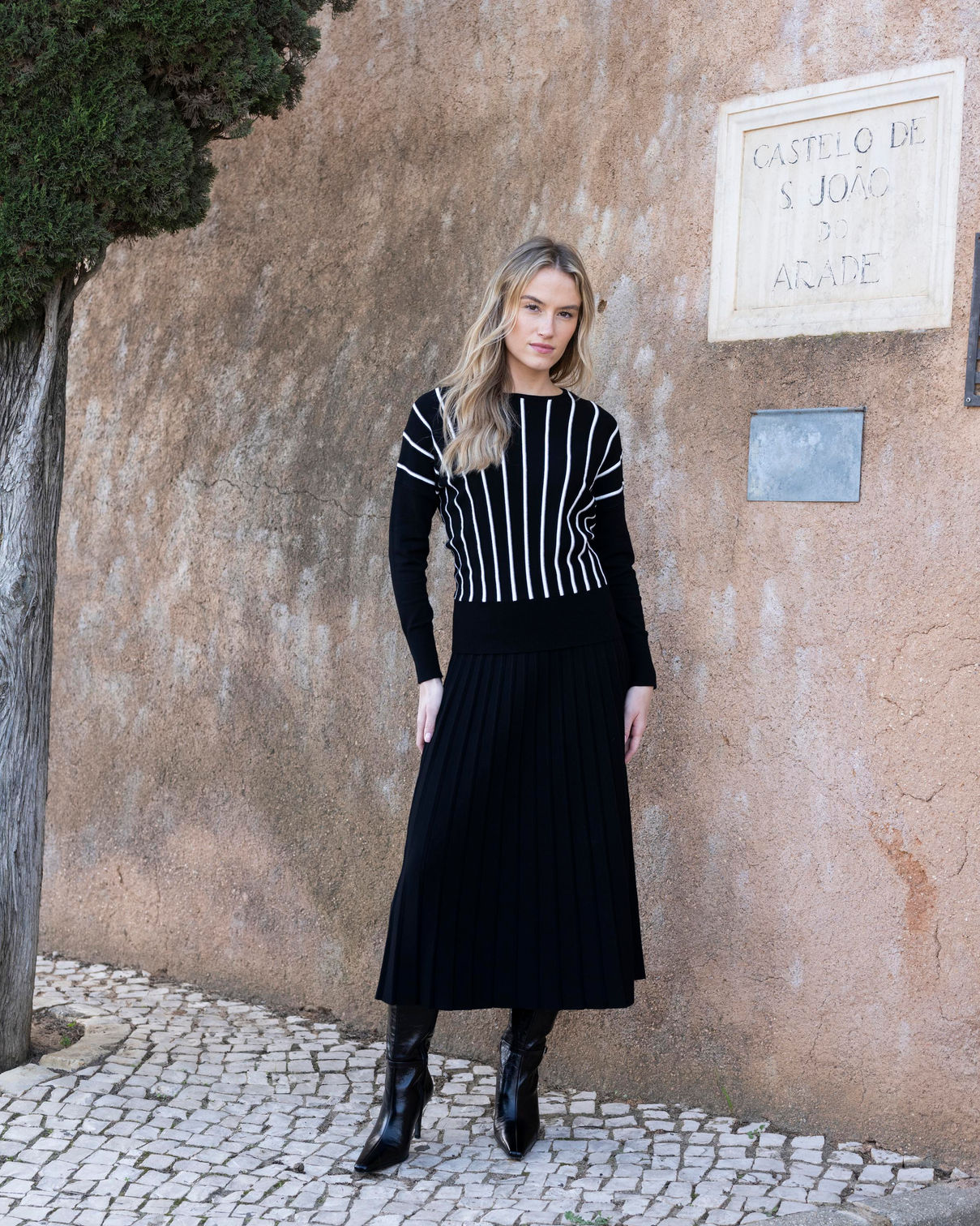 Marble Sweater – Style 8016 – Colour 101 Black/White