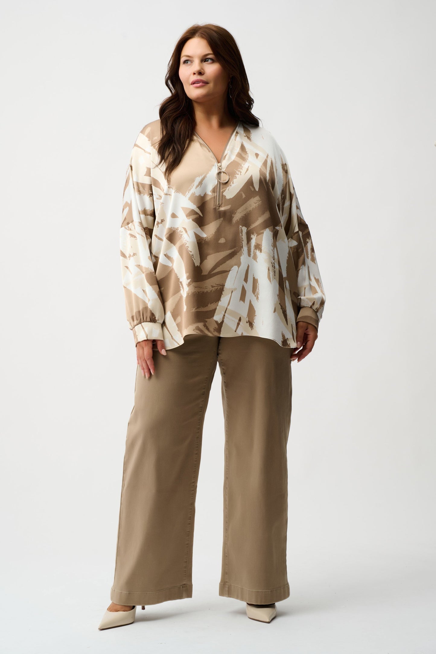 Classic Wide Leg Pull-On Jeans
254919 hi
