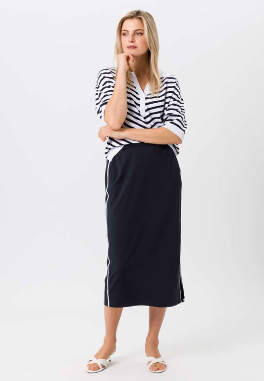 Tuzzi navy skirt