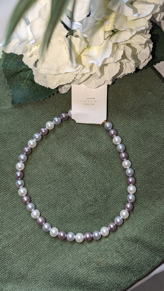 Grey mixed pearl necklace