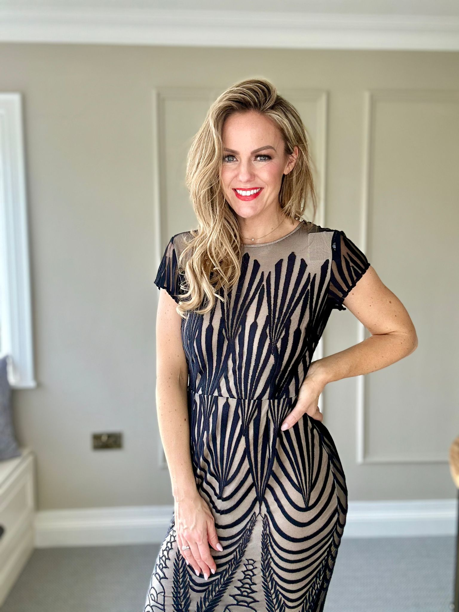 Annabelle black/nude dress 241776 10 / 1 Annabelle black/nude dress 241776 10 / 1