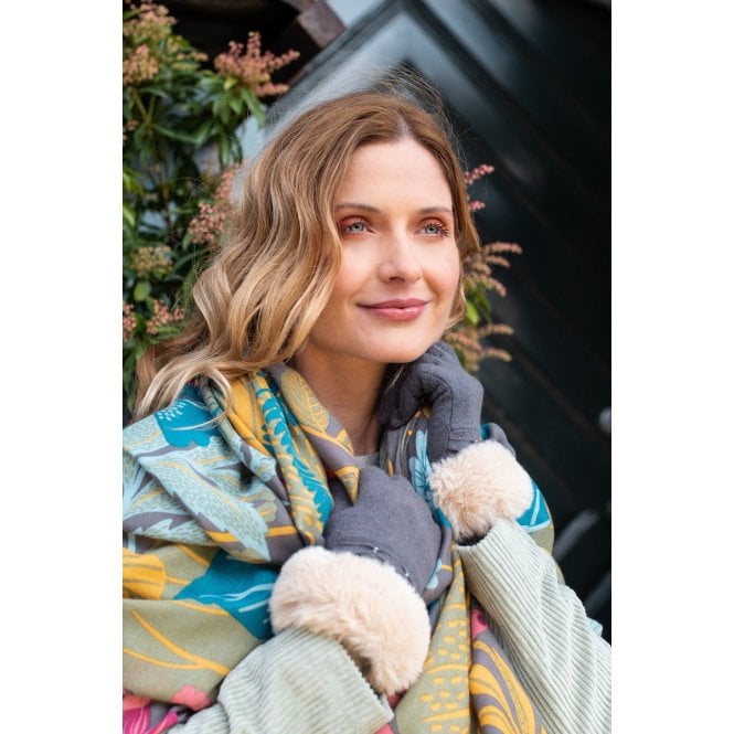 Winter garden scarf
